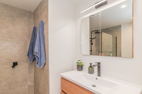 Photo of property in 43 Kawiu Road, Levin, 5510