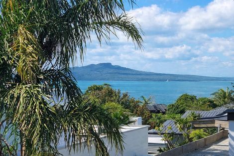 Photo of property in 22a Eastcliffe Road, Castor Bay, Auckland, 0620