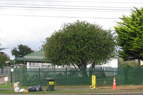 Photo of property in 12 Rosier Road, Glen Eden, Auckland, 0602