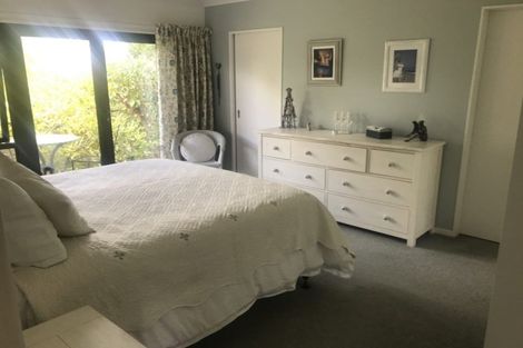 Photo of property in 14 Petrel Lane, Whitby, Porirua, 5024