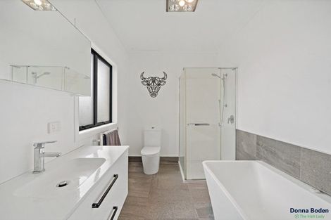 Photo of property in 87 Helvetia Road, Pukekohe, 2120