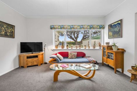 Photo of property in 119 Liverpool Street, College Estate, Whanganui, 4500