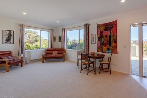 Photo of property in 12 Coutts Place, Mapua, 7005