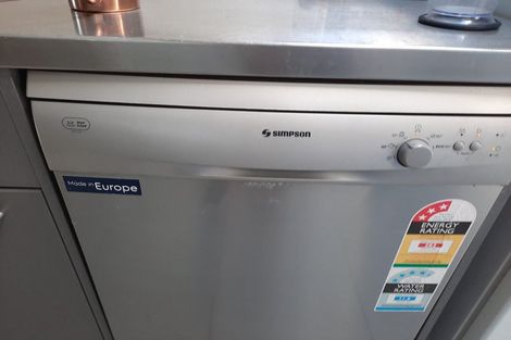 Photo of property in 16/2 Onslow Road, Khandallah, Wellington, 6035