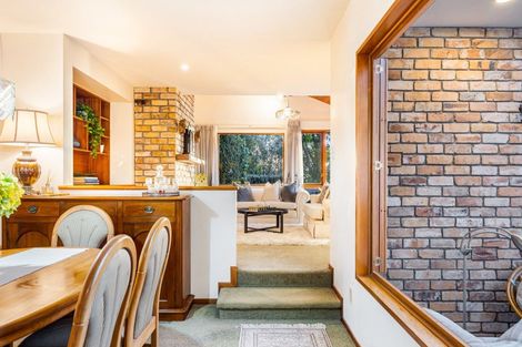 Photo of property in 28 The Crescent, Tindalls Beach, Whangaparaoa, 0930