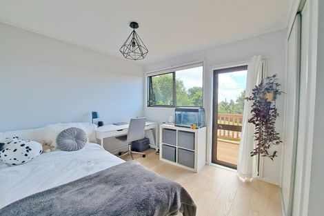 Photo of property in 1 Titchener Street, New Lynn, Auckland, 0600