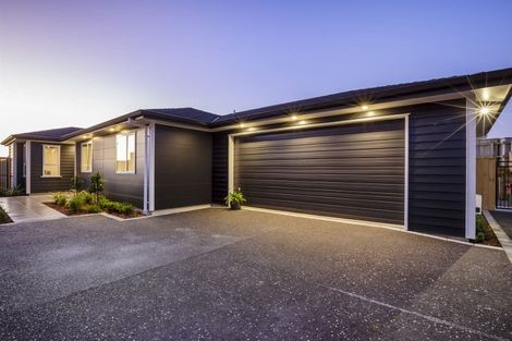 Photo of property in 156 Navigation Drive, Whitby, Porirua, 5024