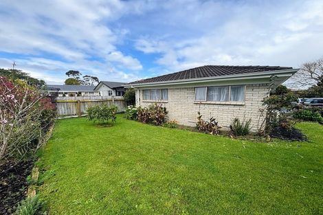 Photo of property in 1/13 Royal Arch Place, Rosehill, Papakura, 2113