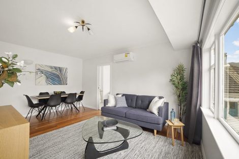 Photo of property in 15 Aplin Terrace, Ngaio, Wellington, 6035