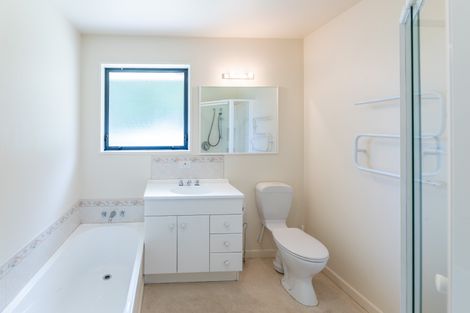 Photo of property in 13 Brooker Place, Kirwee, Darfield, 7571