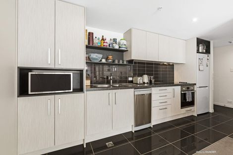 Photo of property in Nouvo Apartments, 2/21c Rugby Street, Mount Cook, Wellington, 6021