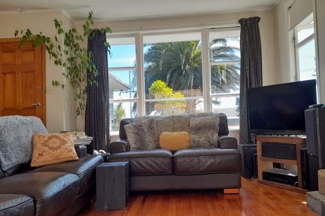 Photo of property in 40a Herewini Street, Titahi Bay, Porirua, 5022