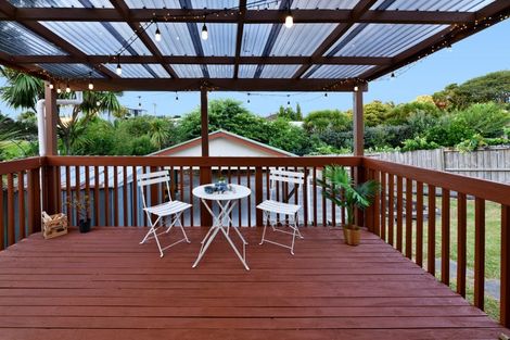 Photo of property in 2/8 Adriatic Avenue, Henderson, Auckland, 0612