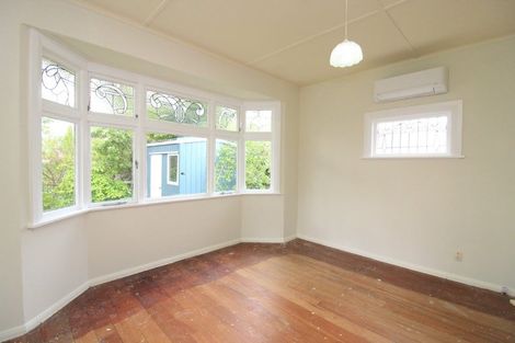 Photo of property in 34 Birdwood Road, Waterloo, Lower Hutt, 5011