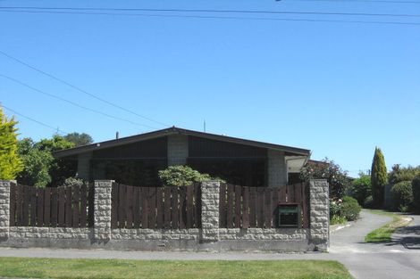 Photo of property in 9 Chedworth Avenue, Bishopdale, Christchurch, 8053