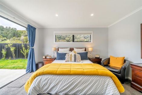 Photo of property in 12 Fenwick Crescent, Wallaceville, Upper Hutt, 5018