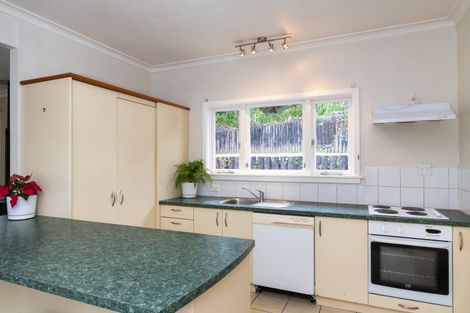 Photo of property in 97 James Cook Street, Havelock North, 4130