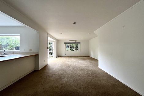 Photo of property in 237a Point Chevalier Road, Point Chevalier, Auckland, 1022