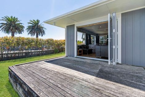 Photo of property in 20 Pamu Place, Waitara, 4320