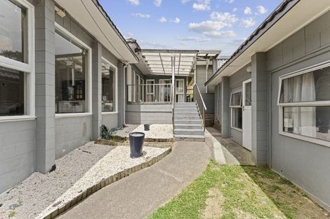 Photo of property in 7 Phoenix Place, Papatoetoe, Auckland, 2025