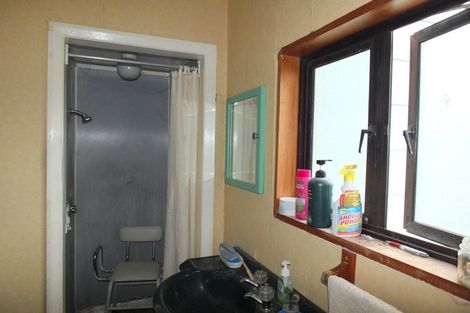 Photo of property in 28 Roore Street, Foxton Beach, Foxton, 4815