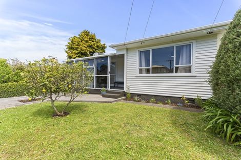Photo of property in 16 Trafalgar Street, Westown, New Plymouth, 4310