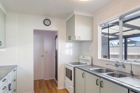 Photo of property in 12 Stuckey Street, Levin, 5510