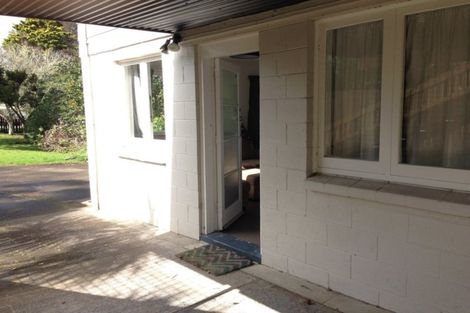 Photo of property in 9 Stottholm Road, Titirangi, Auckland, 0604