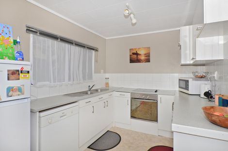 Photo of property in 14 Tikorangi Place, Morningside, Whangarei, 0110