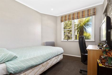 Photo of property in 1 Angell Street, Johnsonville, Wellington, 6037