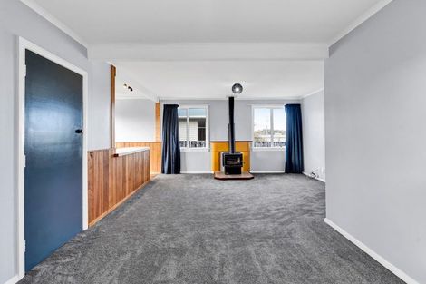 Photo of property in 85 Whitcombe Road, Opunake, 4616