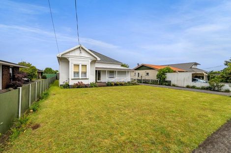 Photo of property in 10 Norman Street, Lower Vogeltown, New Plymouth, 4310