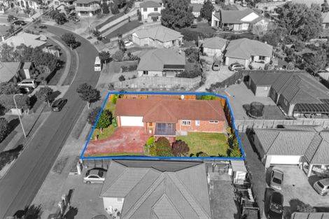 Photo of property in 15 Mt Lebanon Crescent, The Gardens, Auckland, 2105