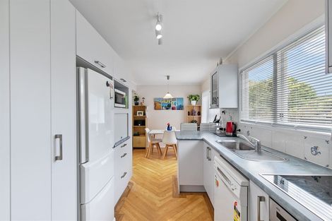 Photo of property in 164 Glendhu Road, Bayview, Auckland, 0629