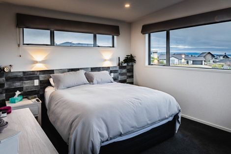 Photo of property in 19 Ernest Kemp Rise, Wharewaka, Taupo, 3330