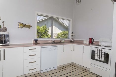 Photo of property in 37 Gordon Street, Dannevirke, 4930