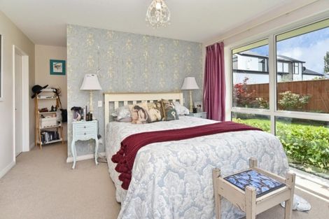 Photo of property in 221 Cavendish Road, Casebrook, Christchurch, 8051