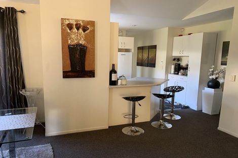 Photo of property in 11 Ali Place, Ranui, Auckland, 0612