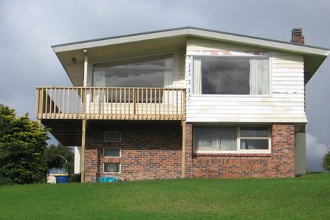 Photo of property in 24a Mayfair Crescent, Mairangi Bay, Auckland, 0630