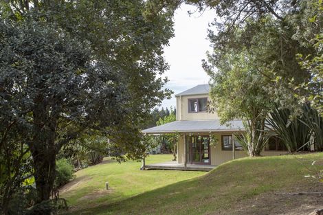 Photo of property in 179 Campbell Road, Parua Bay, Onerahi, 0192