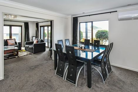 Photo of property in 9 Ambedkar Way, Pukekohe, 2120