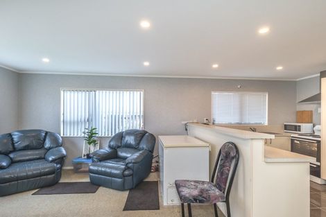 Photo of property in 163 Bartholomew Road, Levin, 5510