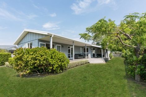 Photo of property in 24 Airini Road, Waimarama, 4294