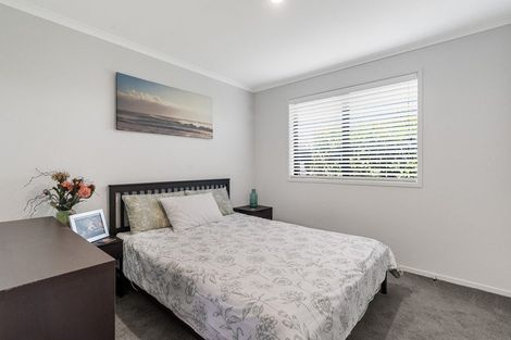 Photo of property in 1 Fetlock Way, Papamoa, 3118