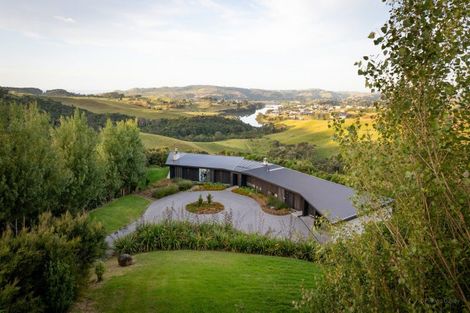 Photo of property in 215b Benseman Road, Raglan, 3296