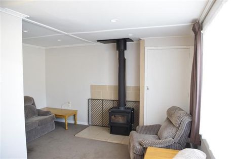 Photo of property in 76 Exmouth Street, Waverley, Invercargill, 9810