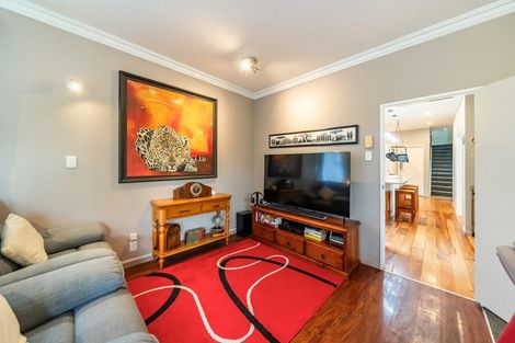 Photo of property in 42 Allington Road, Karori, Wellington, 6012