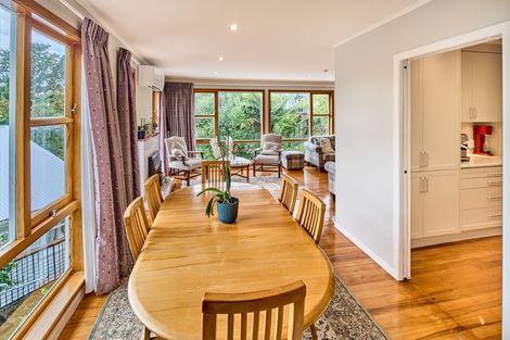 Photo of property in 46 Homewood Crescent, Karori, Wellington, 6012