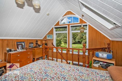 Photo of property in 1042 Ngunguru Road, Kiripaka, Whangarei, 0173