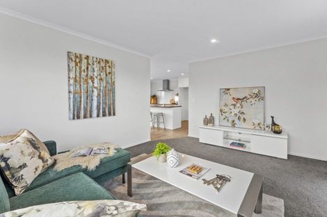 Photo of property in 1 Orawahi Road, Glenbrook, 2681